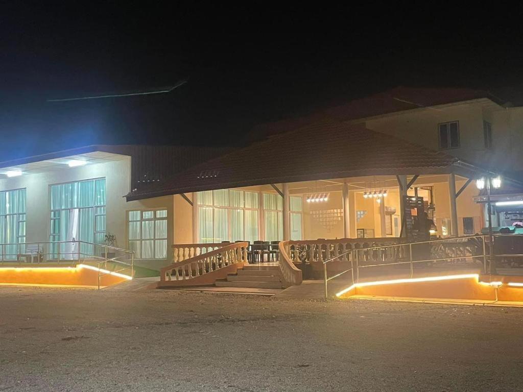 Blackstone Beach Resort Kuantan Esterno foto